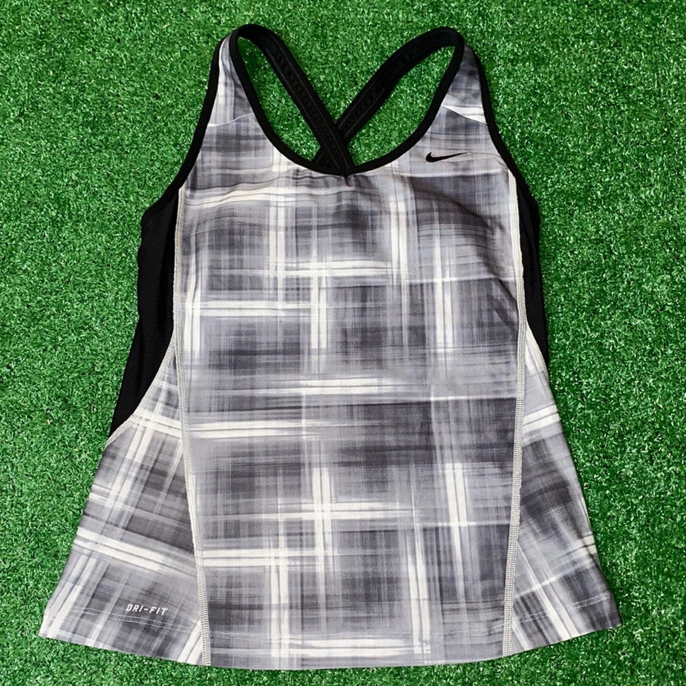 Nike Women’s Criss Cross Training Dri-Fit Tank